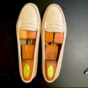 Beautiful handmade leather loafers.